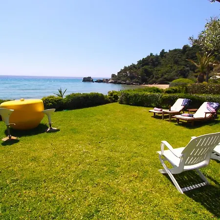 Διαμέρισμα Beachfront And Villas