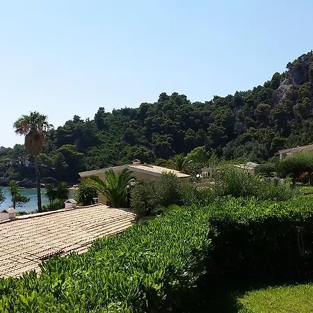 Beachfront And Villas Διαμέρισμα *