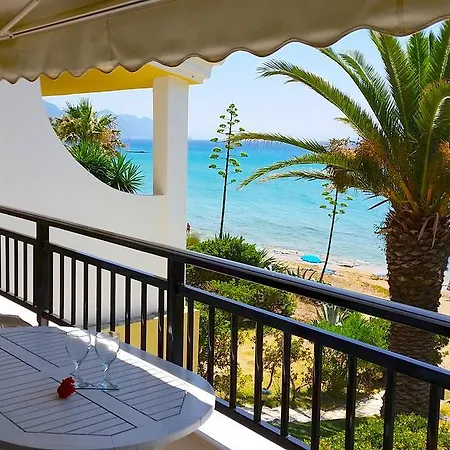 Glyfada Beachfront And Villas *
