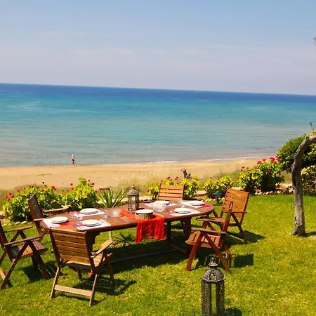 Glyfada Beachfront And Villas * Glyfada (Corfu)